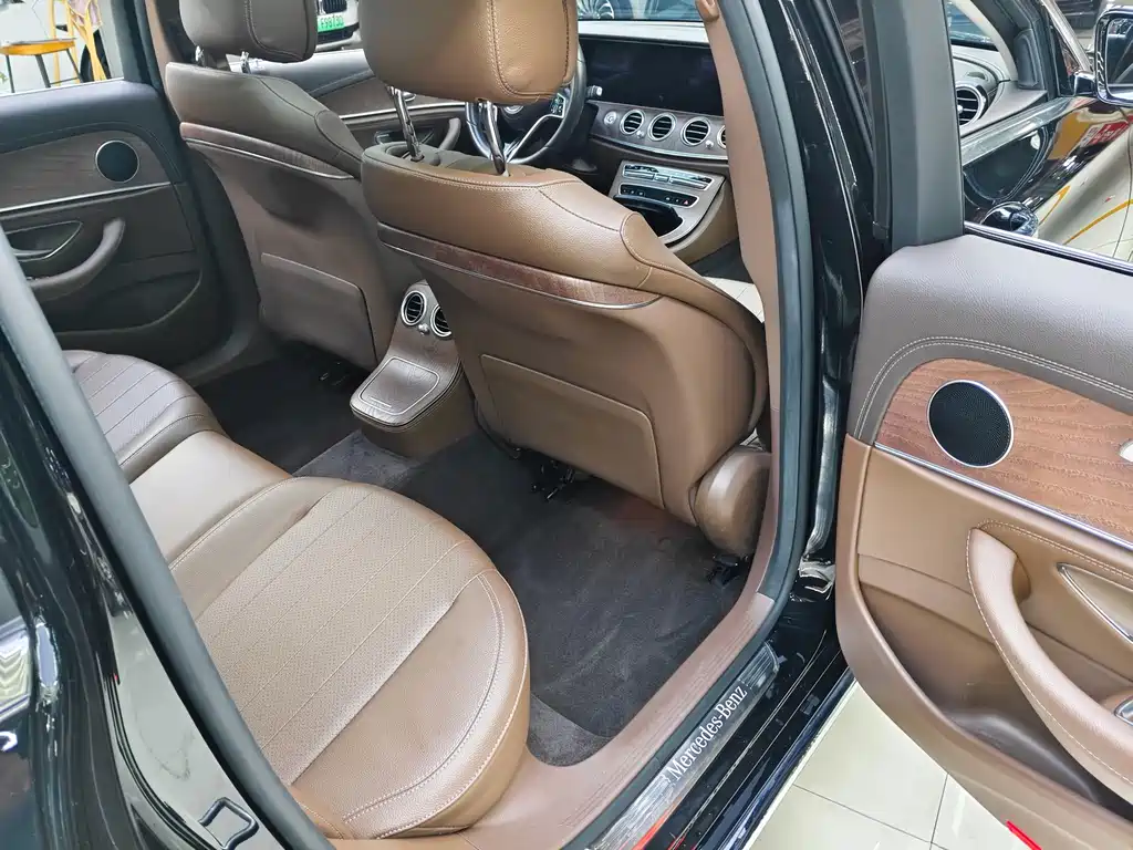 Mercedes-Benz E-Class E 2022 E 350 e L