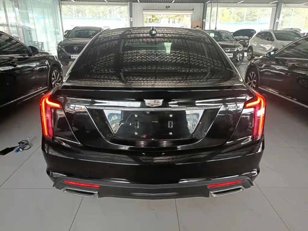Cadillac CT5 — миниатюра 6