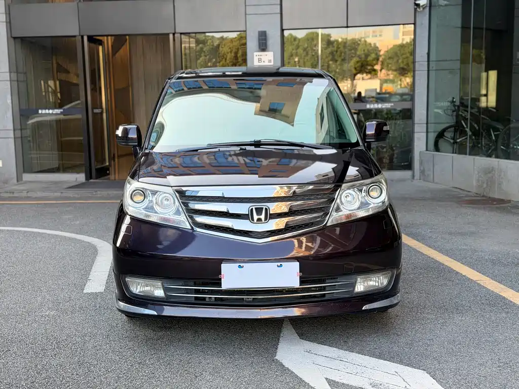 Honda Elysion — миниатюра 2