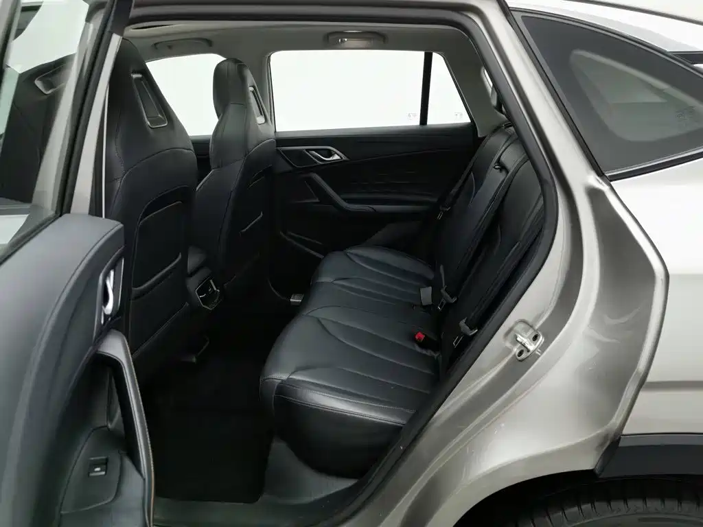 Roewe RX5 — миниатюра 15