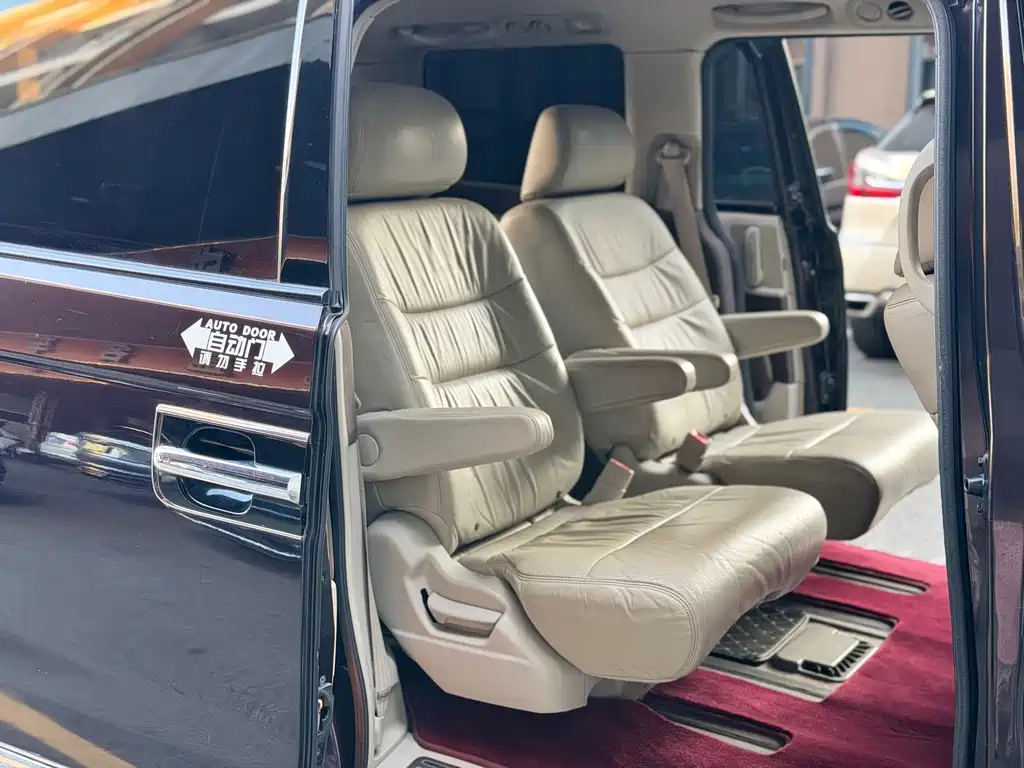 Honda Elysion — миниатюра 13