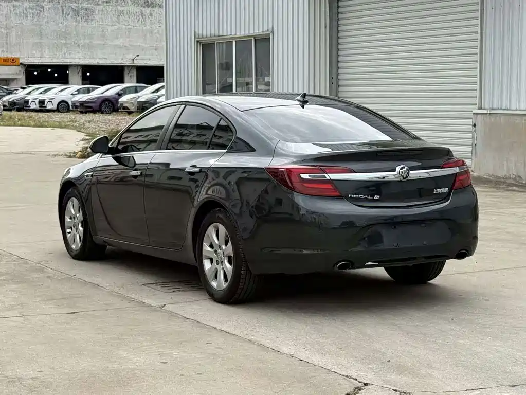 Buick Regal — миниатюра 10