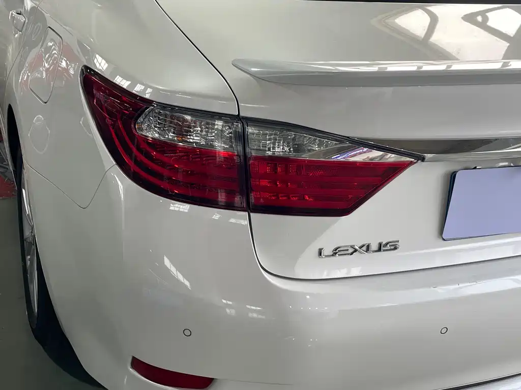 Lexus ES — миниатюра 19