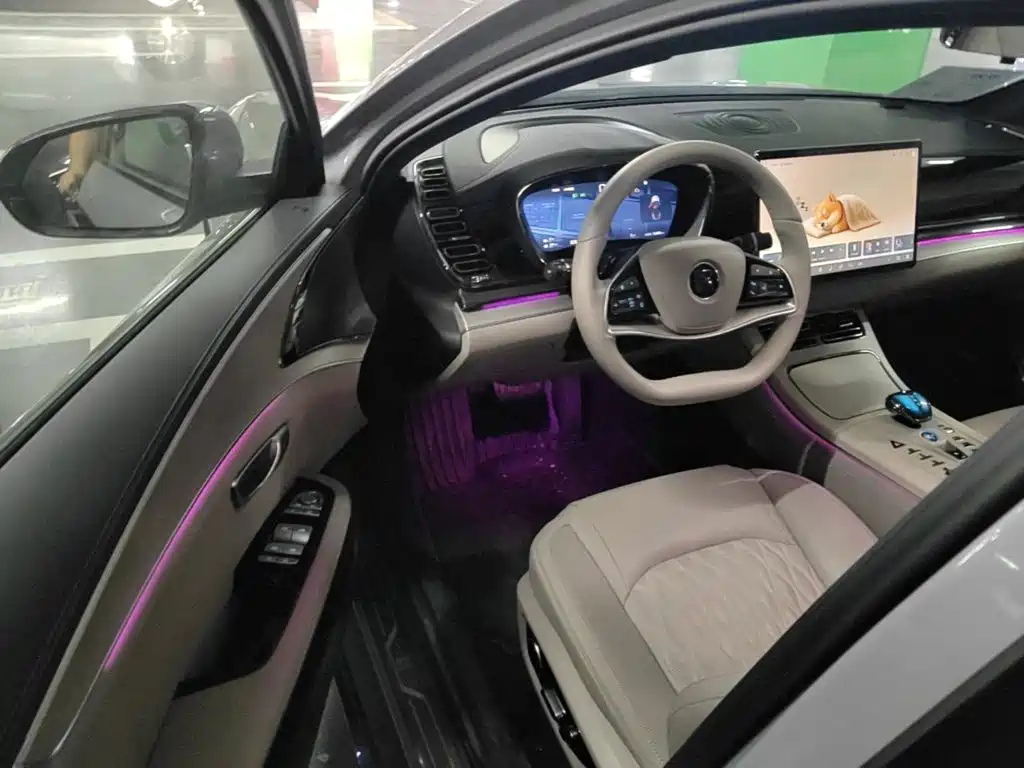 BYD Han — миниатюра 18