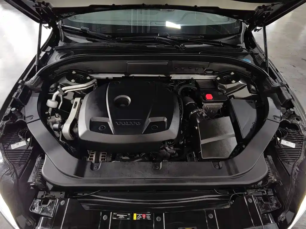 Volvo XC60 2021 T5 Luxury