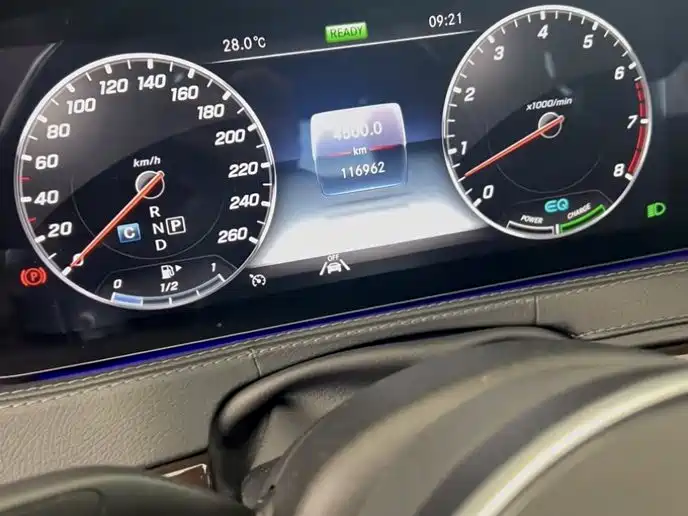 Mercedes-Benz S-Class — миниатюра 3
