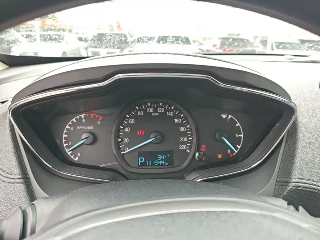 Ford Escort — миниатюра 12