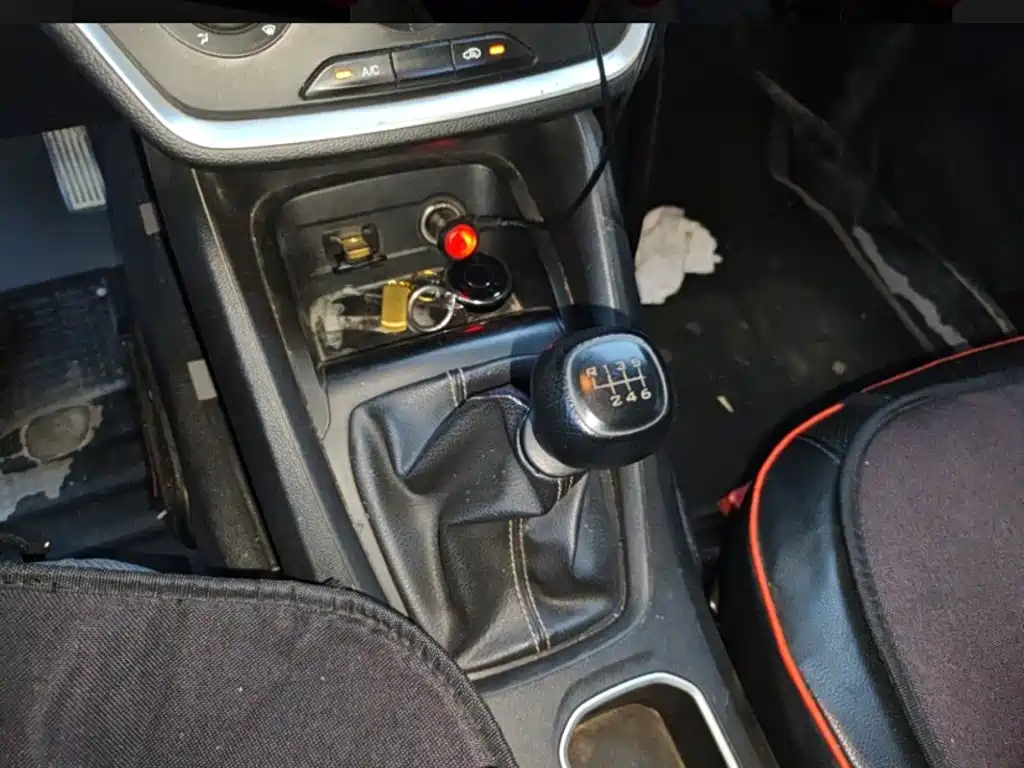 Wuling Hongguang S3 — миниатюра 12