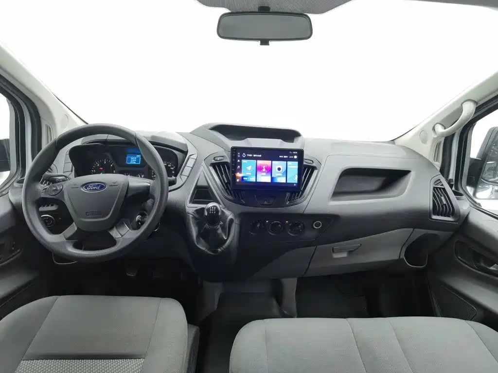 Ford Transit — миниатюра 5