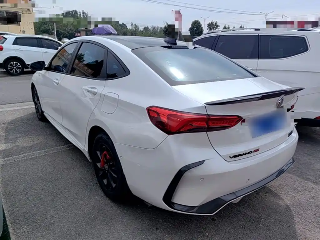 Buick Verano — миниатюра 5