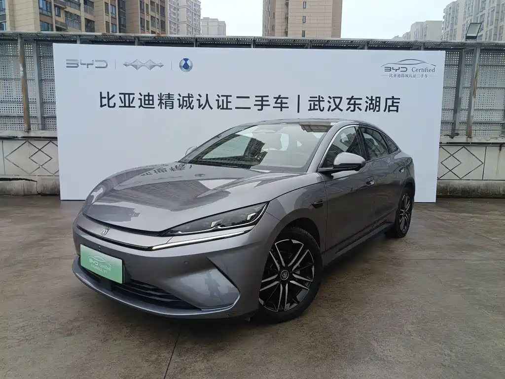 BYD Qin L