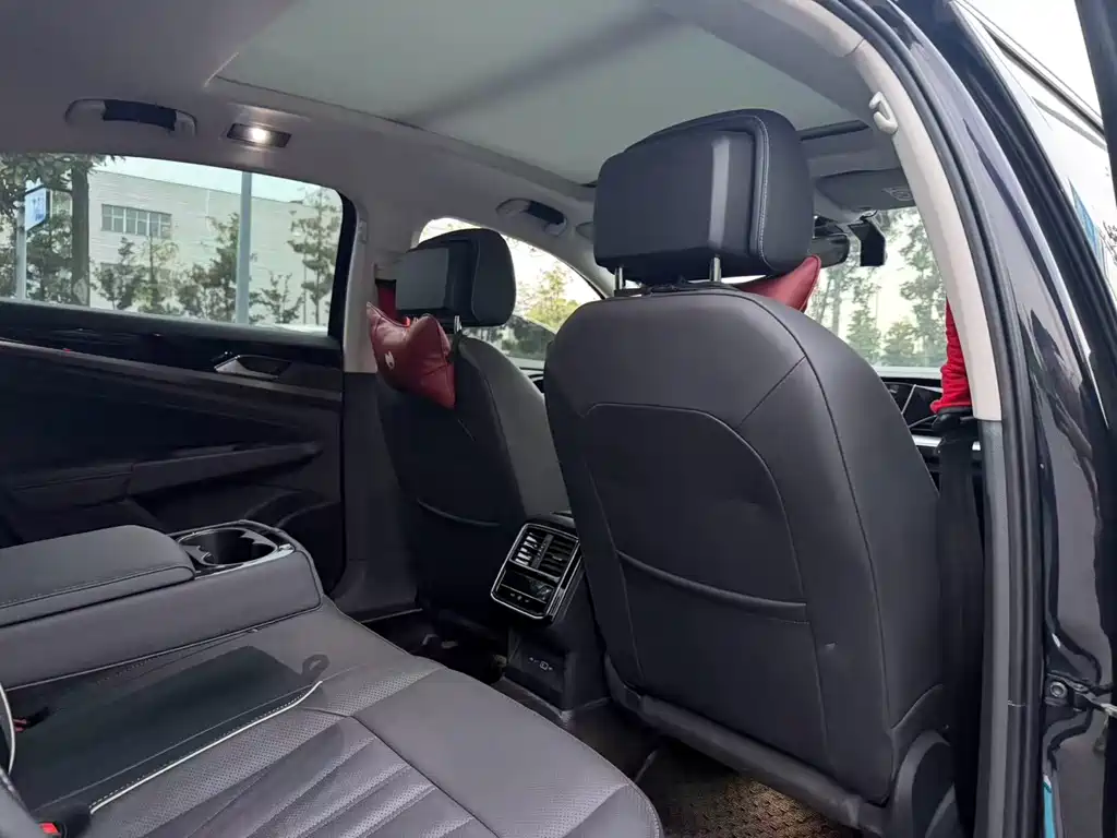 Volkswagen Passat — миниатюра 7