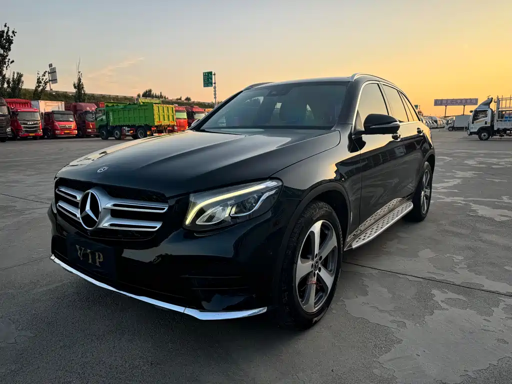 Mercedes-Benz GLC 2017 GLC 260 4MATIC Luxury