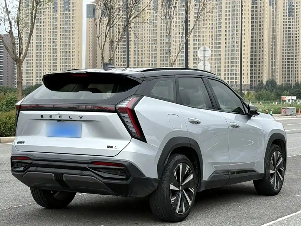 Geely Boyue L — миниатюра 13