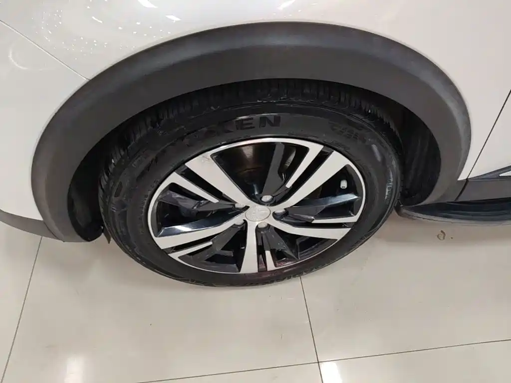 Peugeot 5008 — миниатюра 23