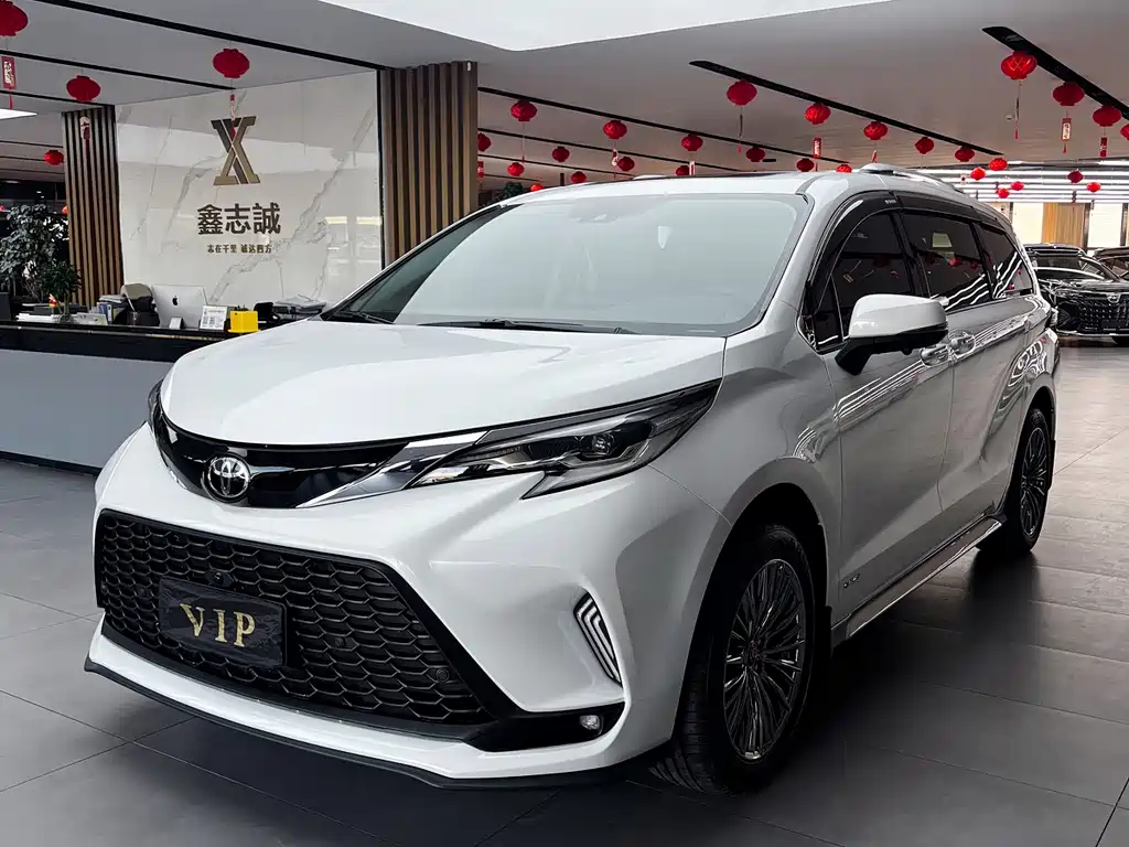 Toyota Granvia 2025