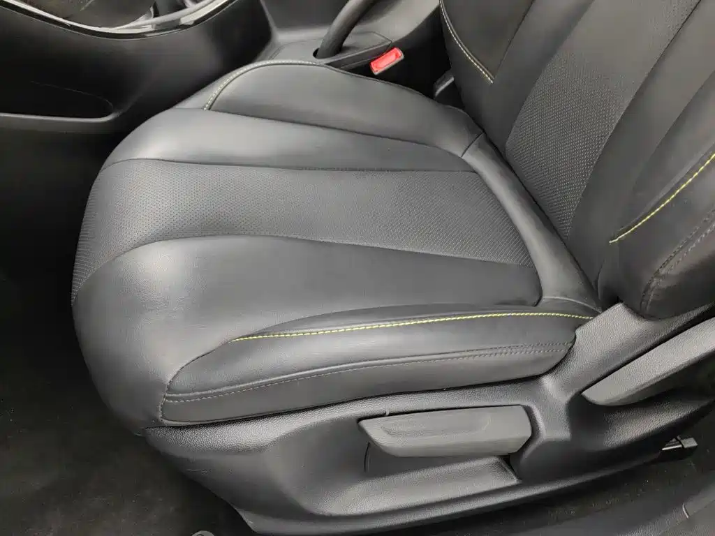 Roewe i5 — миниатюра 20