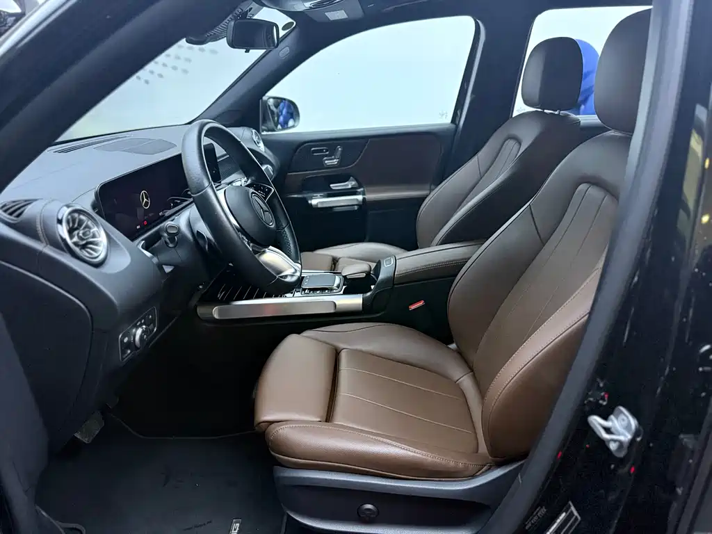 Mercedes-Benz GLB — миниатюра 4
