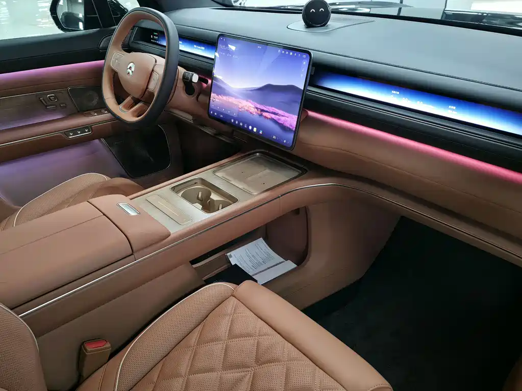 NIO ES8 2026 мест Executive Luxury