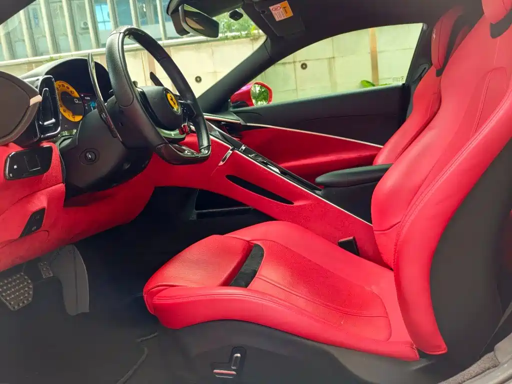 Ferrari Roma — миниатюра 8