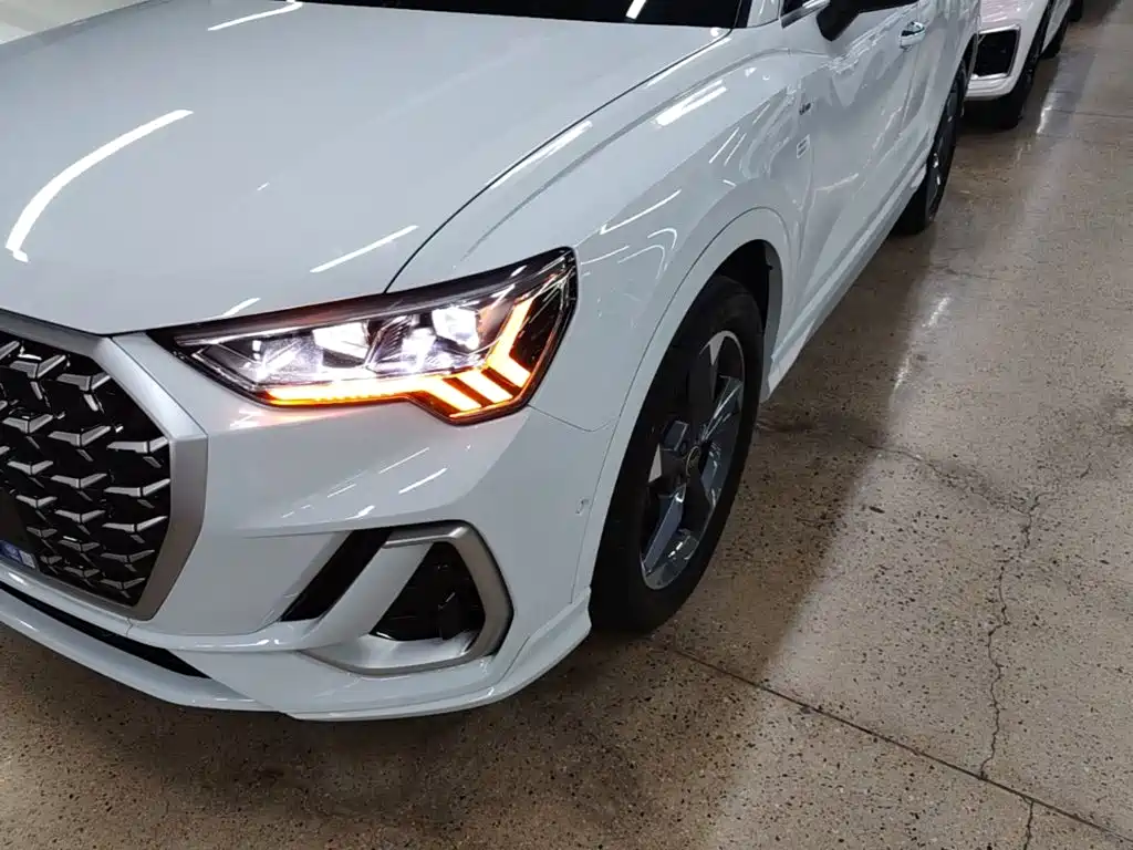Audi Q3 — миниатюра 24