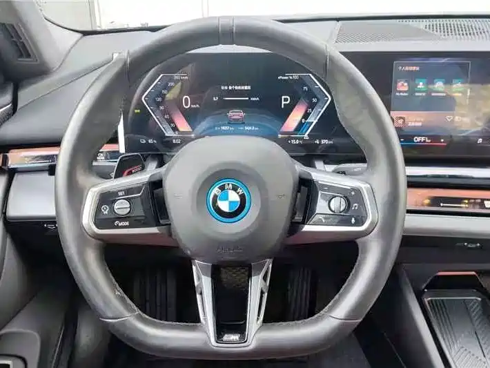 BMW i5 — миниатюра 10