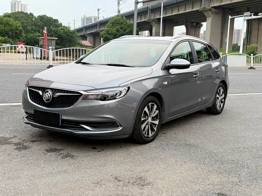 2018 Buick Excelle - zdjęcie 1 z 9