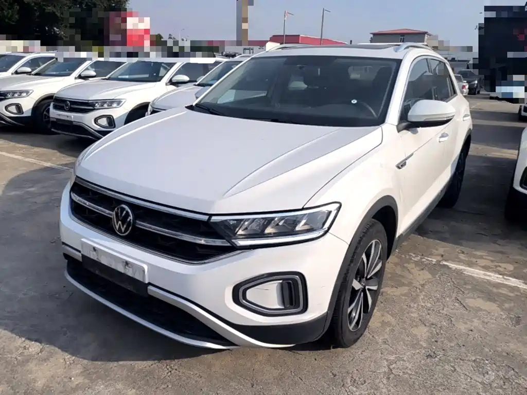 Volkswagen T-Roc — миниатюра 2