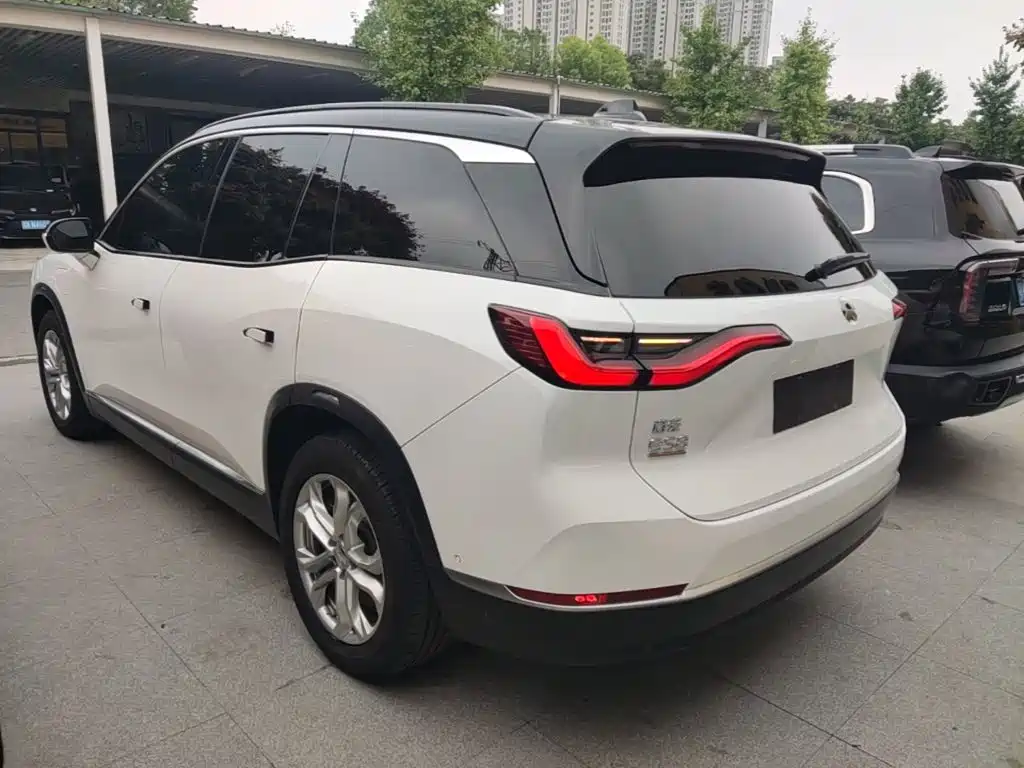 NIO ES8 — миниатюра 5