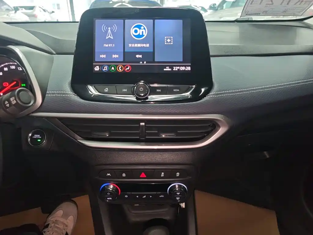 Chevrolet Trax — миниатюра 13