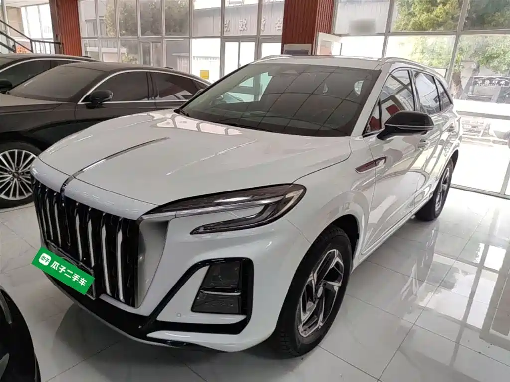 Hongqi Hongqi HS3 2025