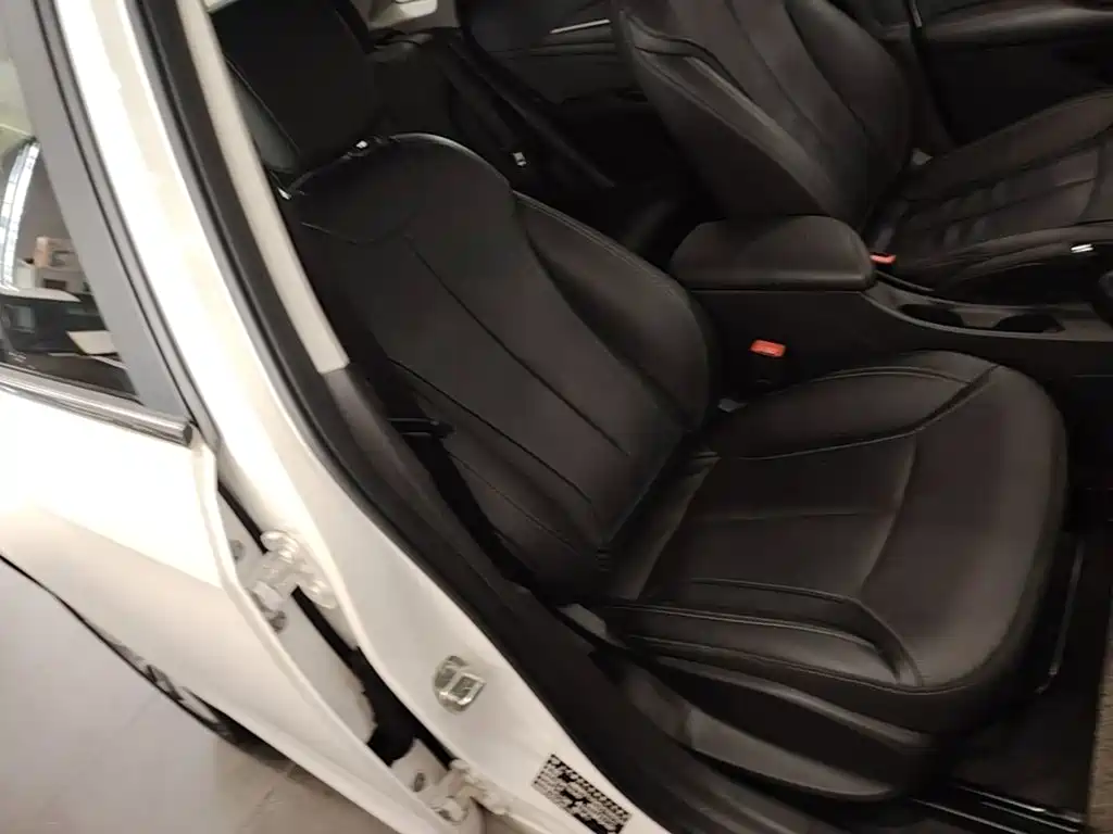 Buick Excelle — миниатюра 25