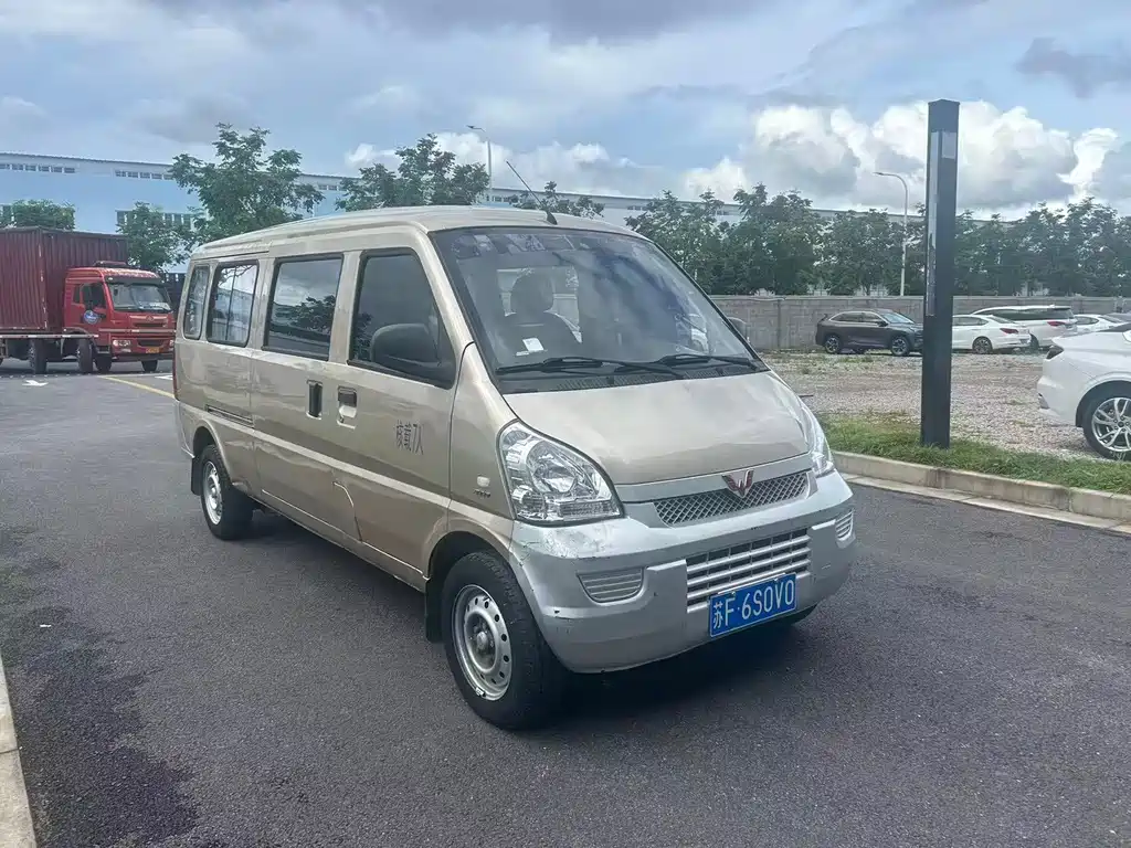 Wuling Rongguang — миниатюра 3
