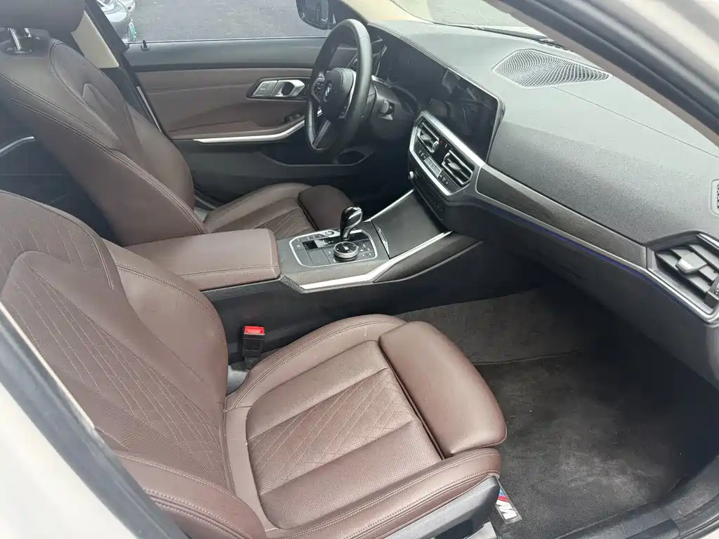 BMW 3 Series — миниатюра 12