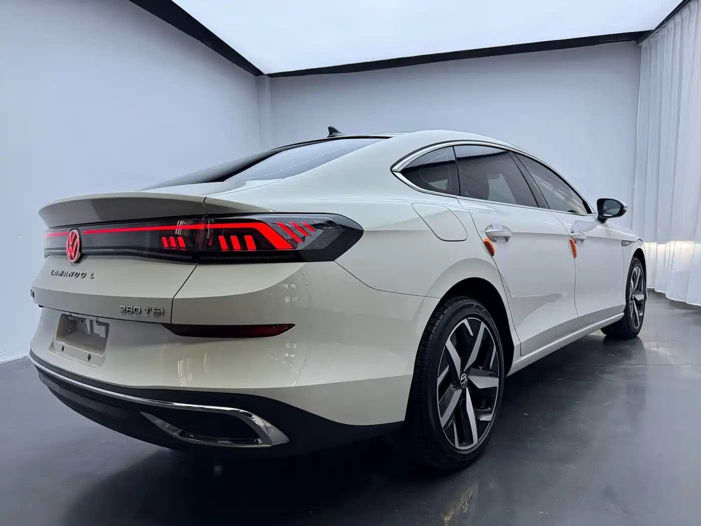 Volkswagen Lamando