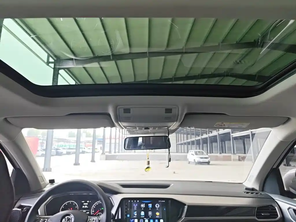 Volkswagen T-Cross — миниатюра 18