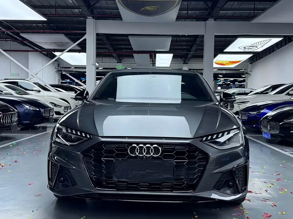 Audi A4L 2024 40 TFSI Luxury