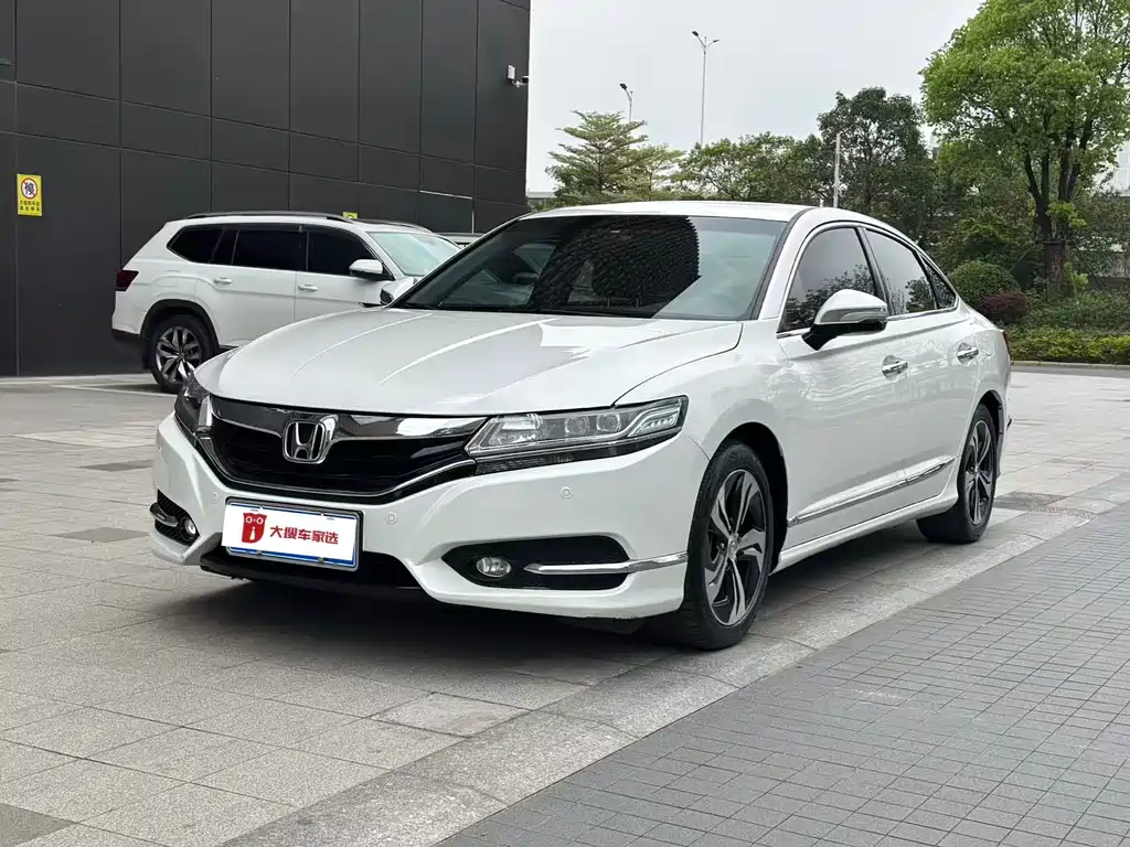 Honda Spirior 2015