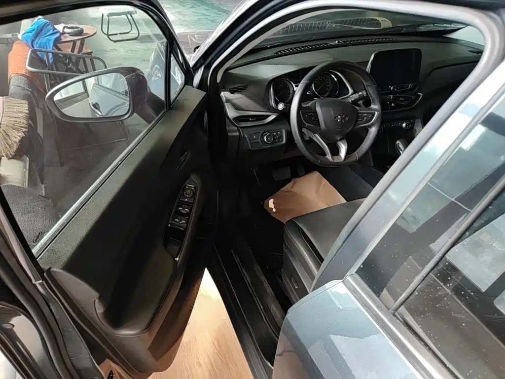 Chevrolet Volando — миниатюра 16