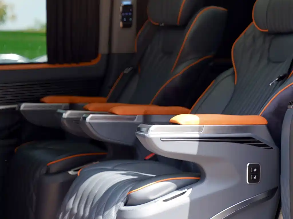 Mercedes-Benz V-Class — миниатюра 10