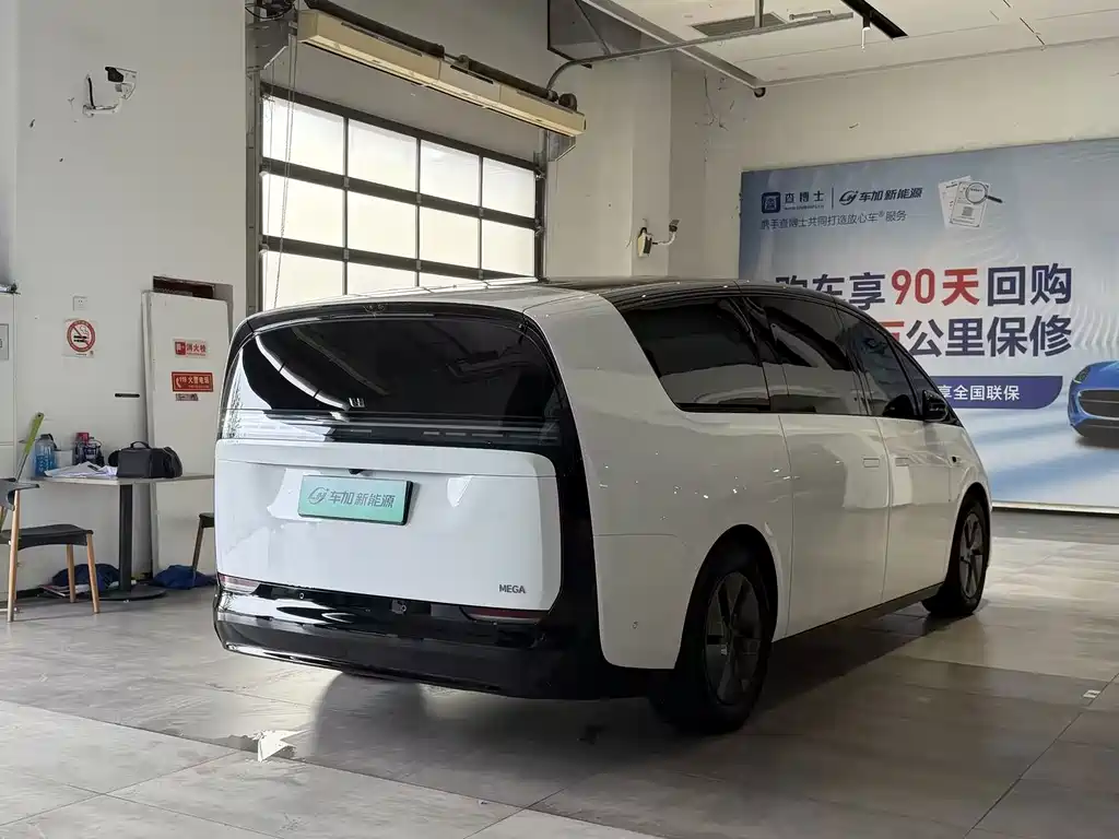 Li Auto Li MEGA — миниатюра 7
