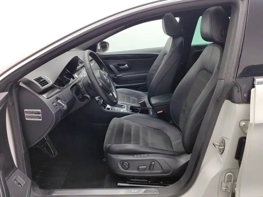 Volkswagen CC — миниатюра 10