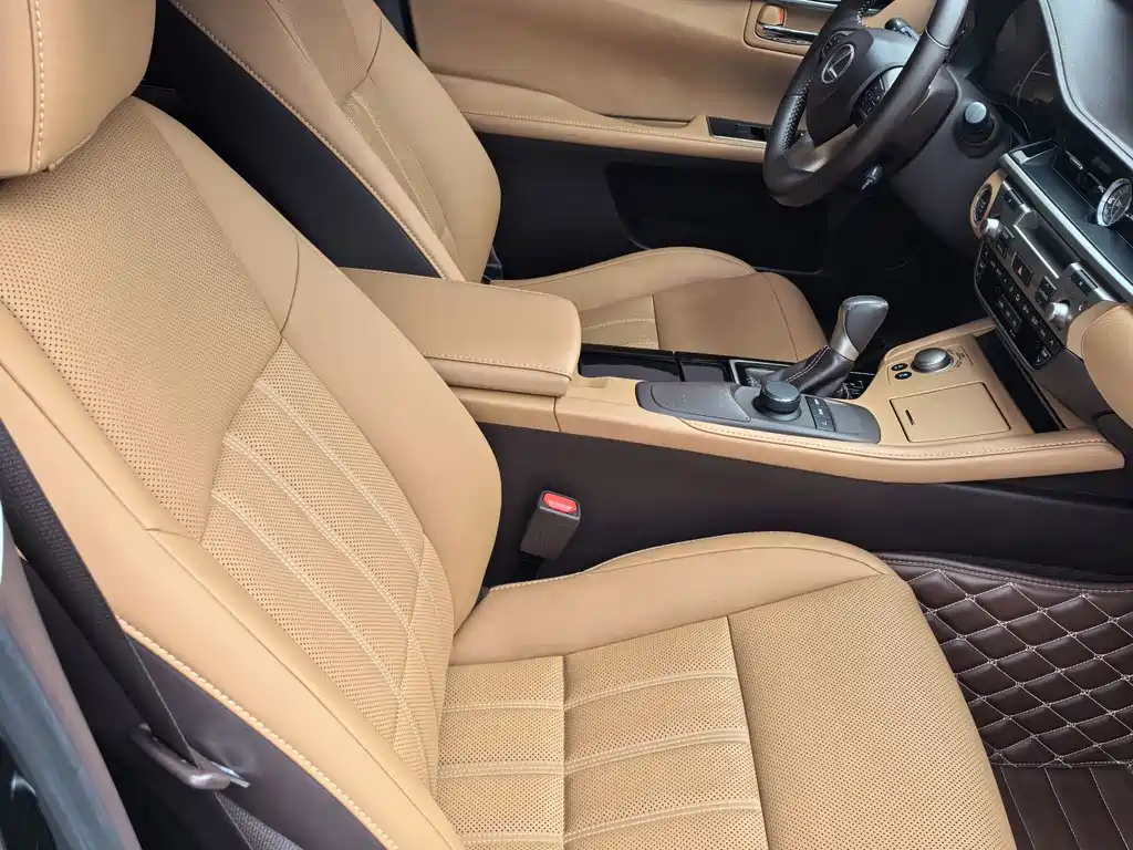 Lexus ES — миниатюра 10