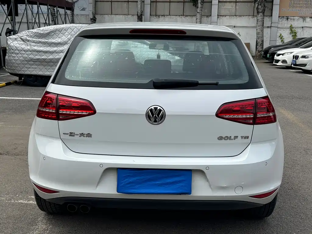 Volkswagen Golf 2014 1.4TSI MT Comfort