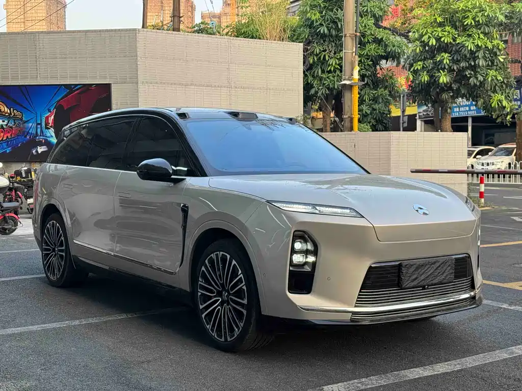 NIO ES8 — миниатюра 4