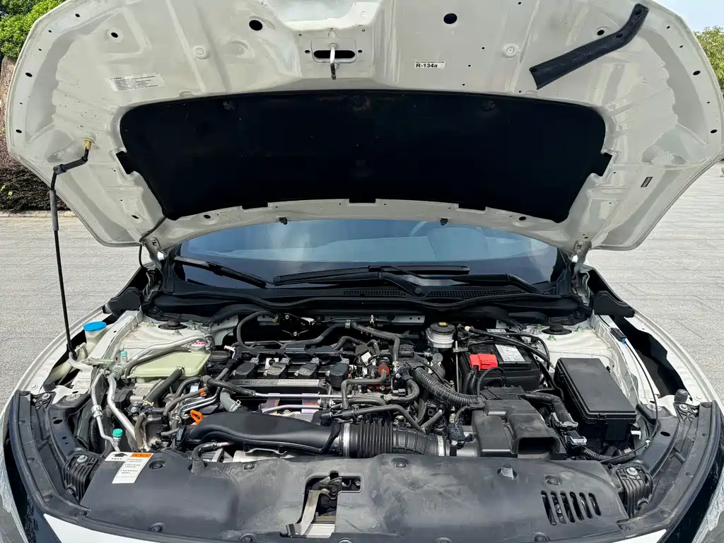 Honda Civic — миниатюра 16