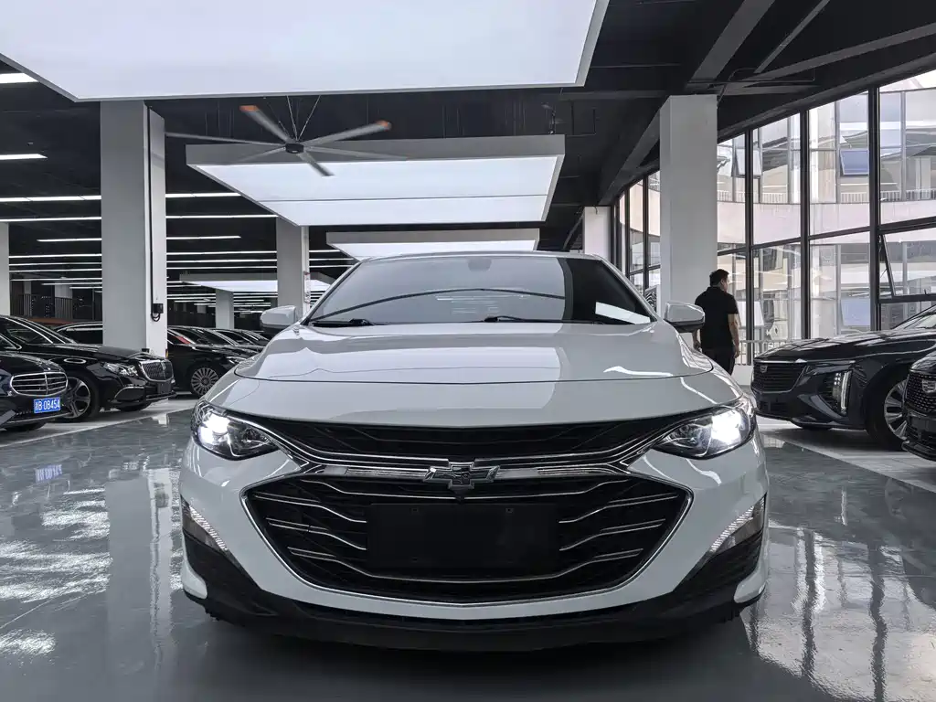 Chevrolet Malibu XL — миниатюра 2