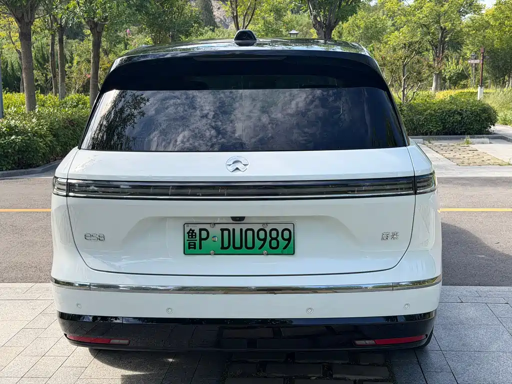 NIO ES8 — миниатюра 4