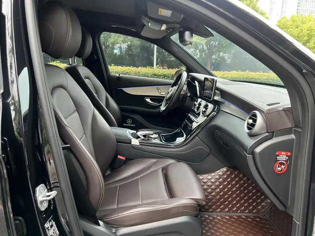 Mercedes-Benz GLC — миниатюра 11