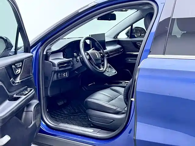 Lincoln Corsair — миниатюра 14